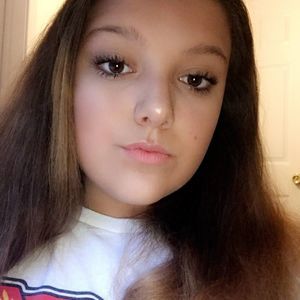 Meet your Posher, Marissa